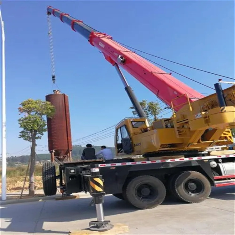 南漳专业吊车租赁多少钱